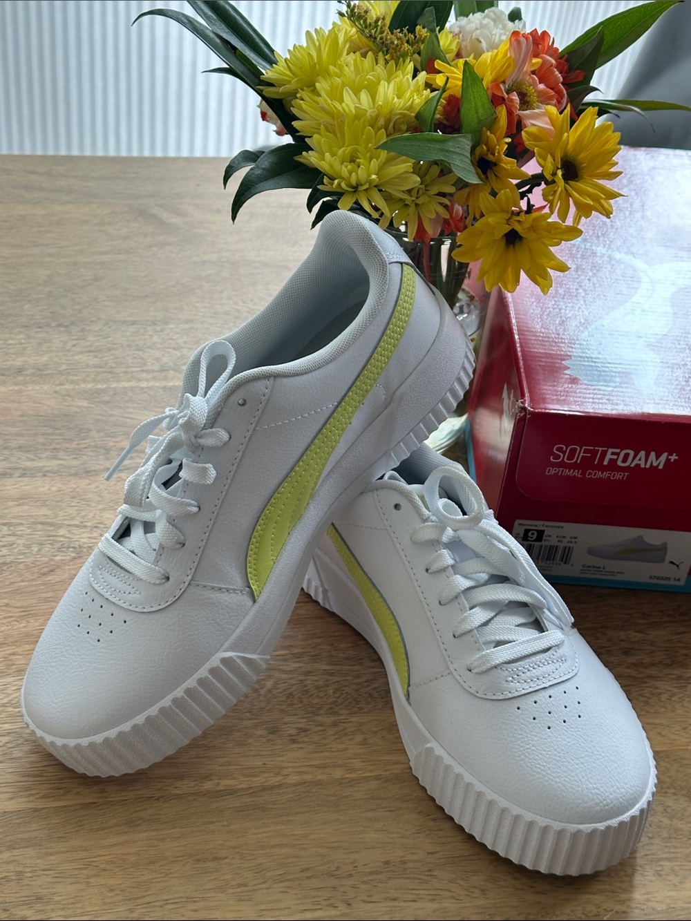 Puma Womenโs White Sneakers with Lemon Stripe